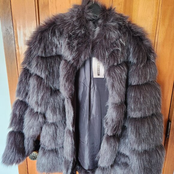 Missguided Gray Pelted Faux Fur Coat - Picture 2 of 3